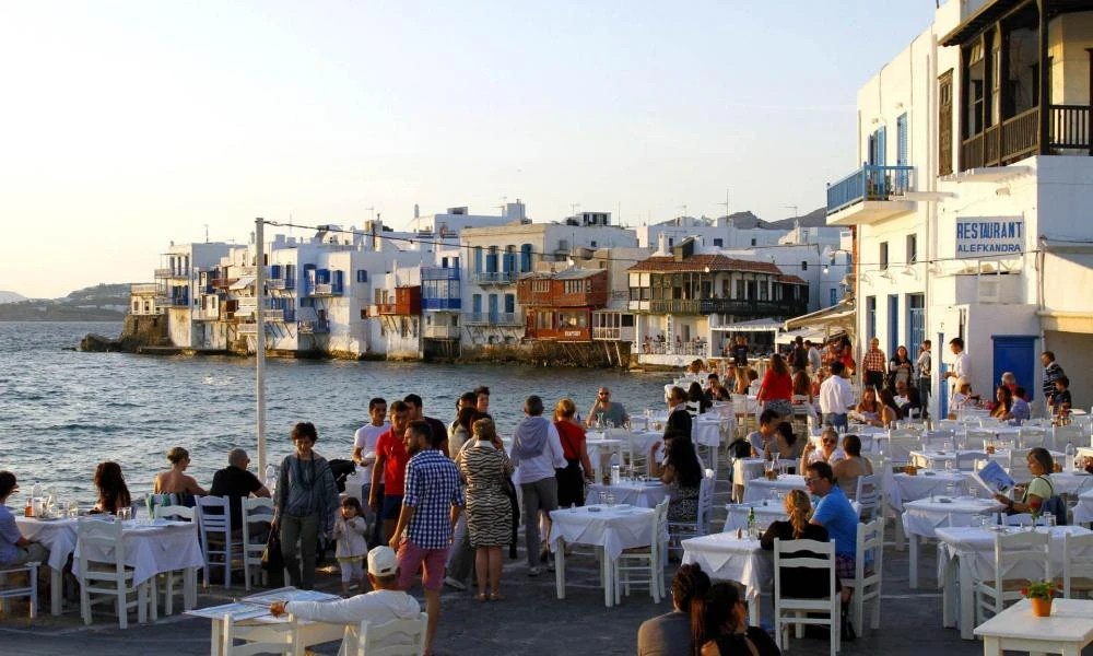 Έρευνα: Η Ελλάδα είναι η δεύτερη πιο φιλική χώρα στον κόσμο
